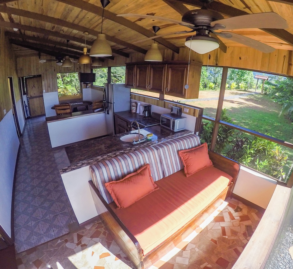 Villa Laurel photo 2