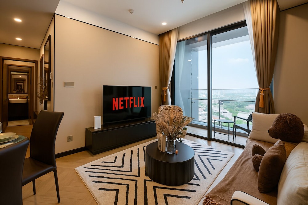 Honeymoon Apartment, 2 Bedrooms, Balcony, City View photo 3