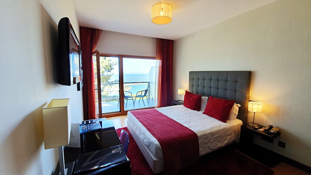 Double or Twin Room, Sea View - Photo 5