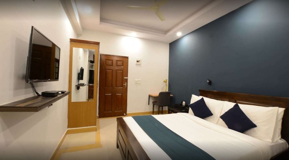 Standard Double Room - Photo 5
