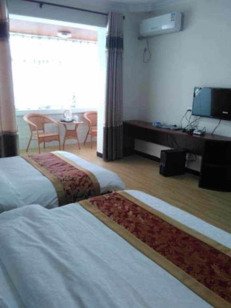 Standard Twin Room photo 2