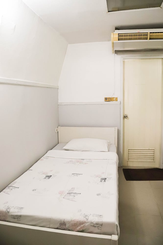 Standard Single Room, Non Smoking photo 2
