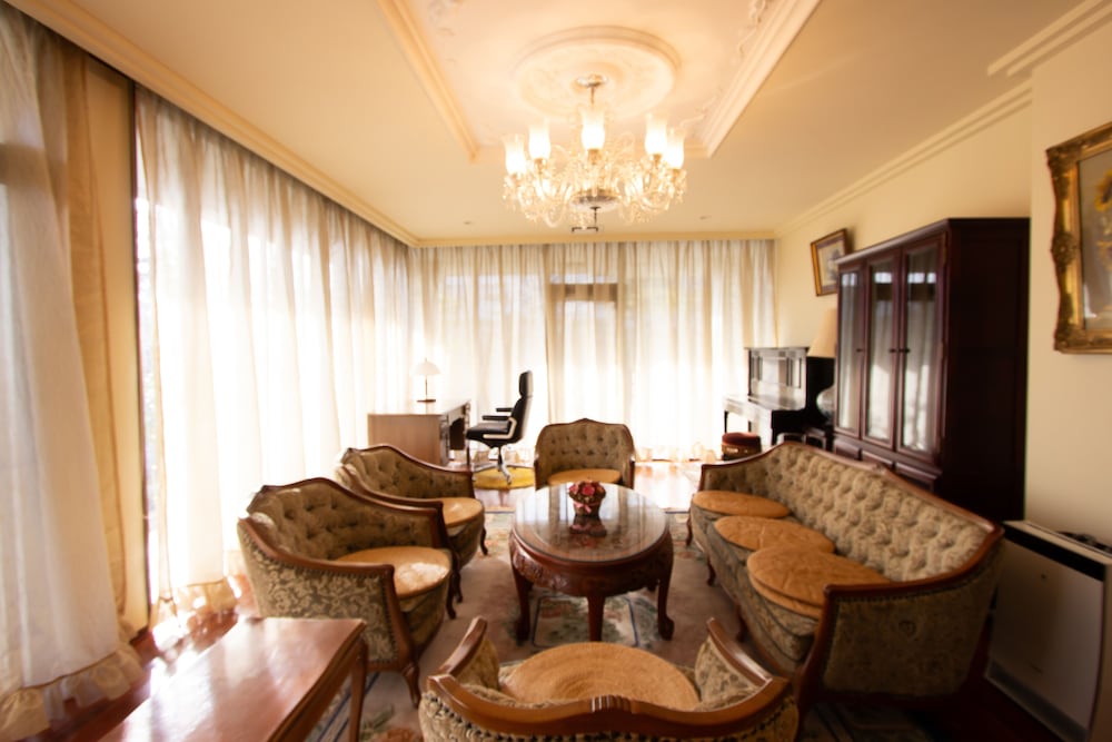 Executive Villa photo 1
