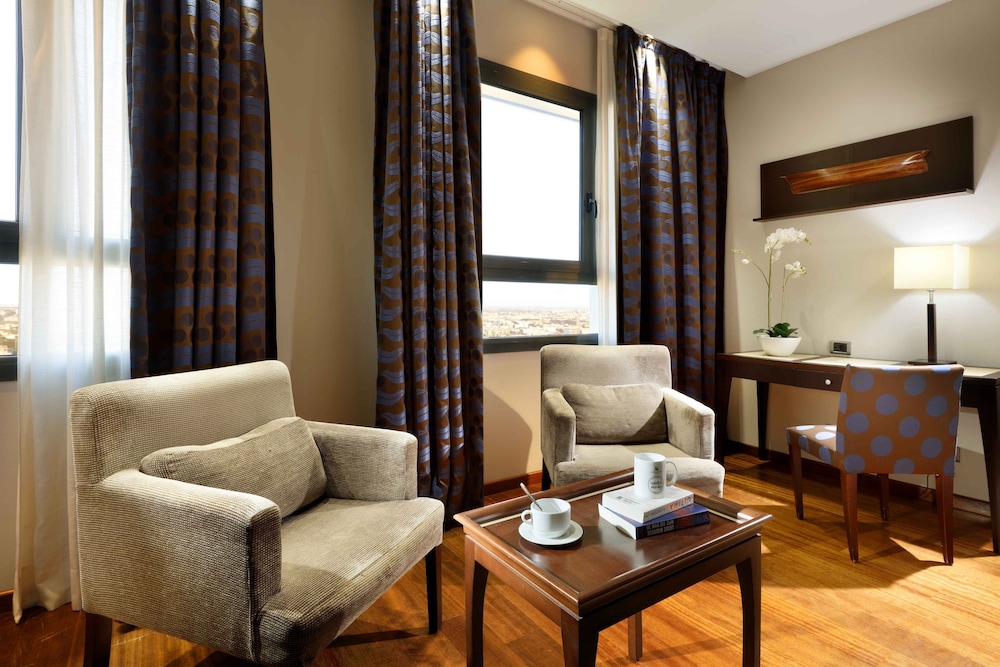 Superior Double Room, City View