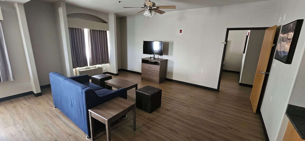 Standard Room, 2 Queen Beds, Non Smoking, Refrigerator & Microwave