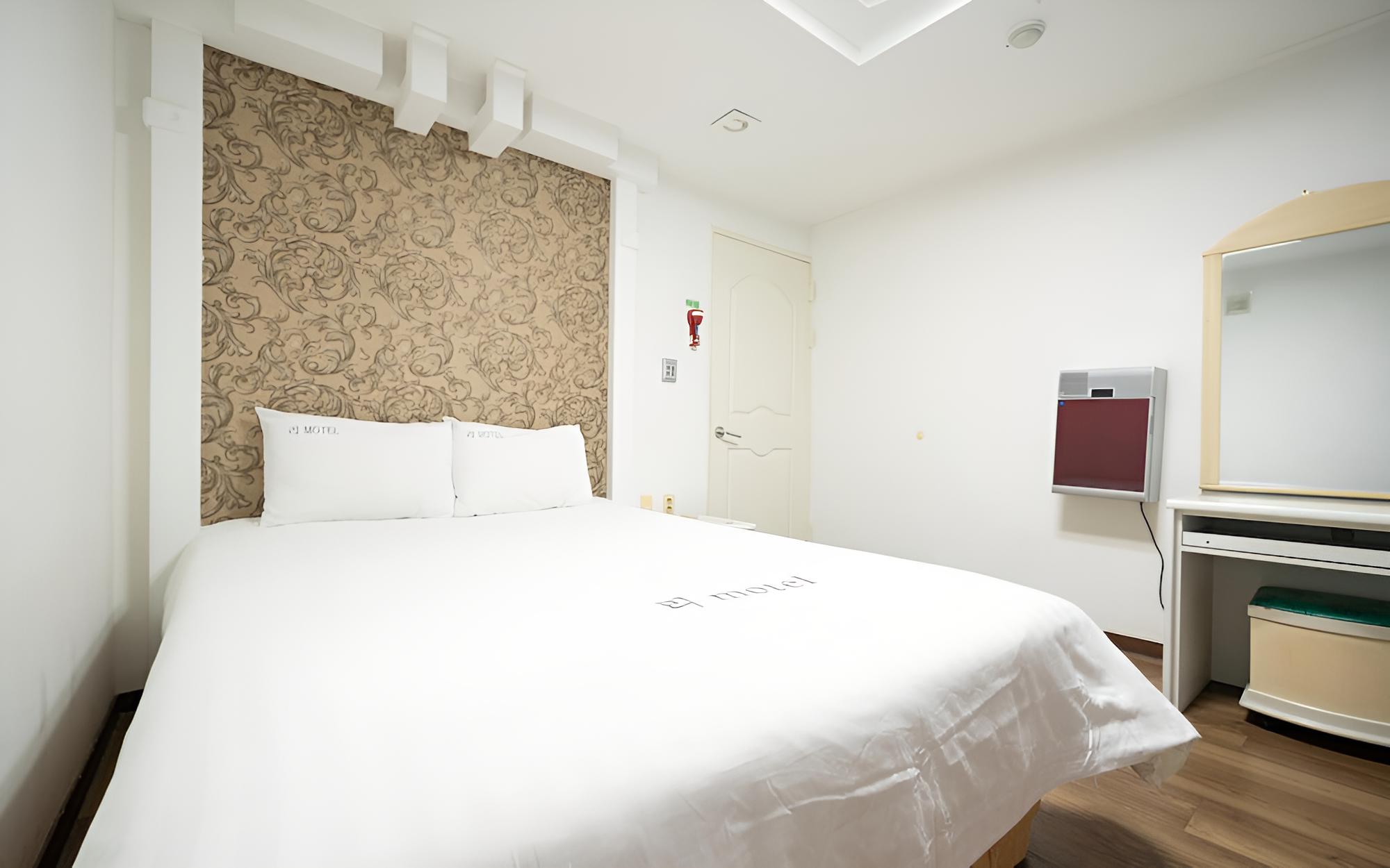 Room (Standard Room) photo 1
