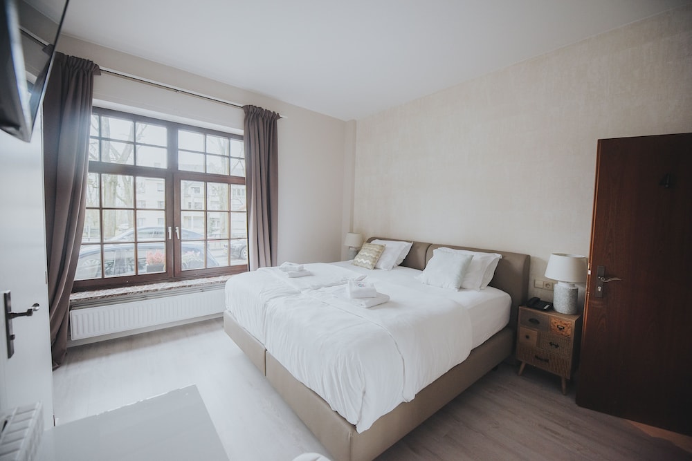 Superior Room, 1 Bedroom, Annex Building photo 2