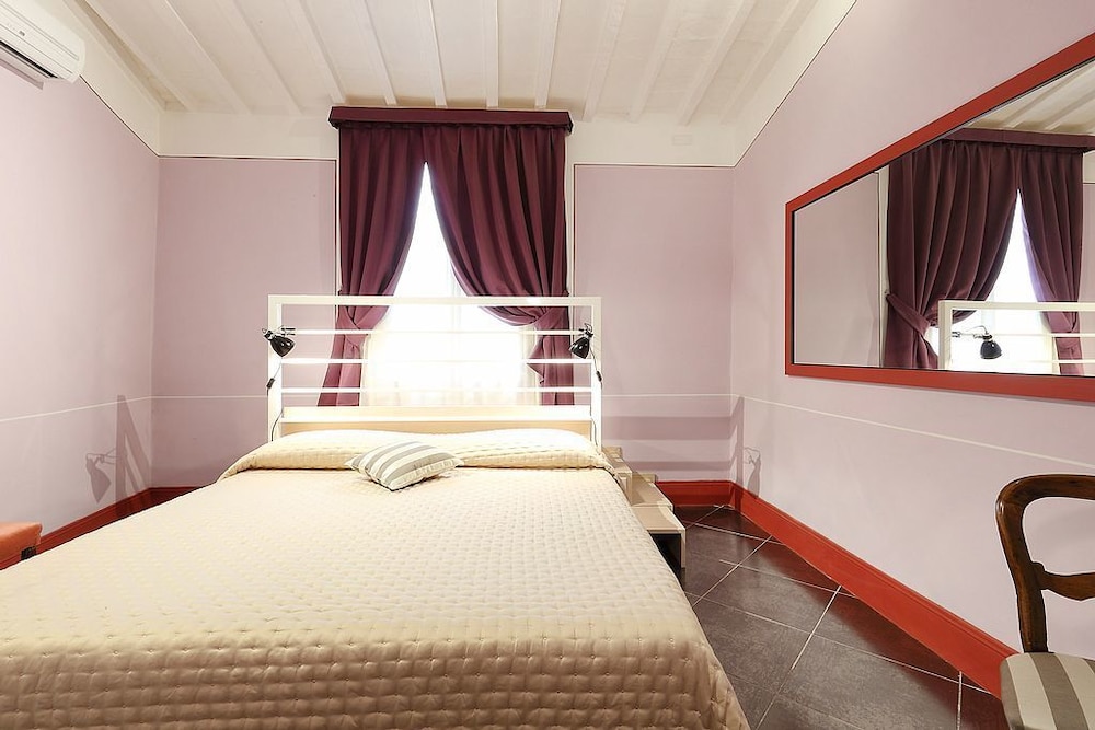 Economy Double Room, Terrace, Stair Access Only photo 3