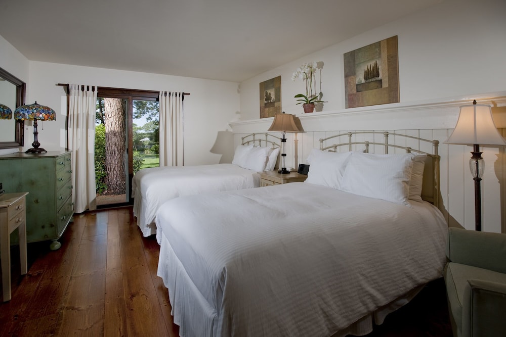 Standard Room, 2 Double Beds
