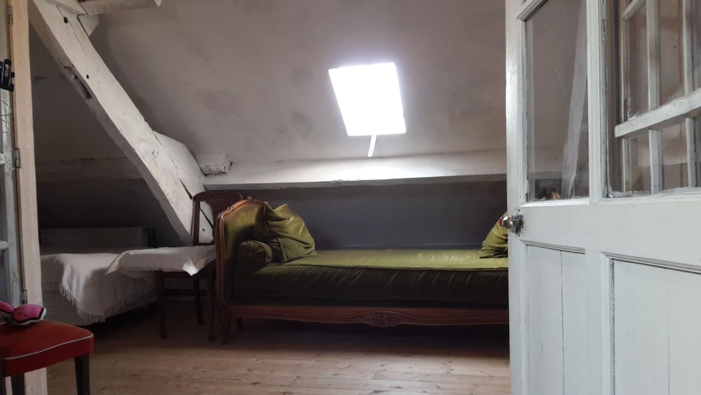 Family Suite, 3 Bedrooms, Private Bathroom, Mezzanine photo 1