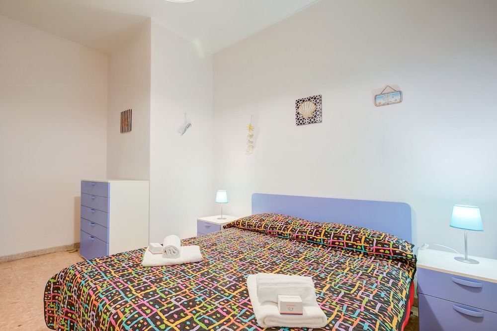 Family Apartment, 1 Bedroom (Laigueglia Holidays - 200m From Sea) photo 2