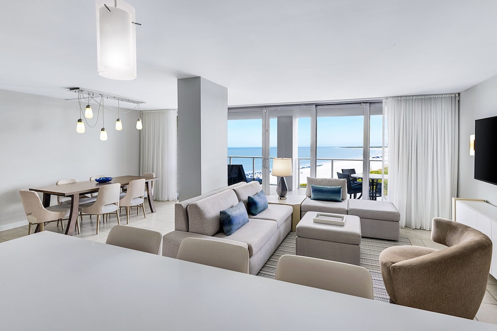 Villa, 2 Bedrooms, Balcony (View) - Photo 1