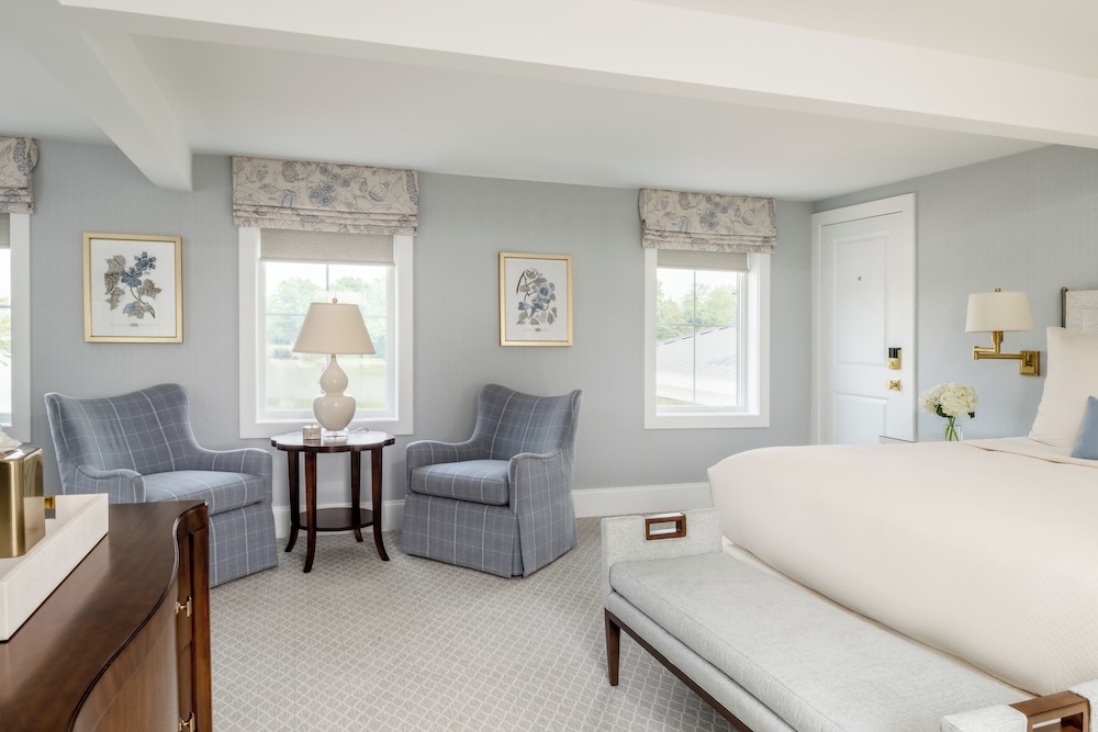 Junior Suite, 1 King Bed, Balcony