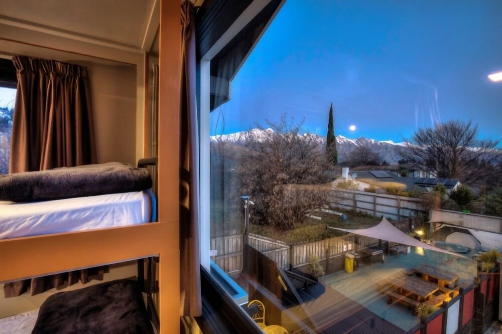Standard Room, Mixed Dorm, Mountain View