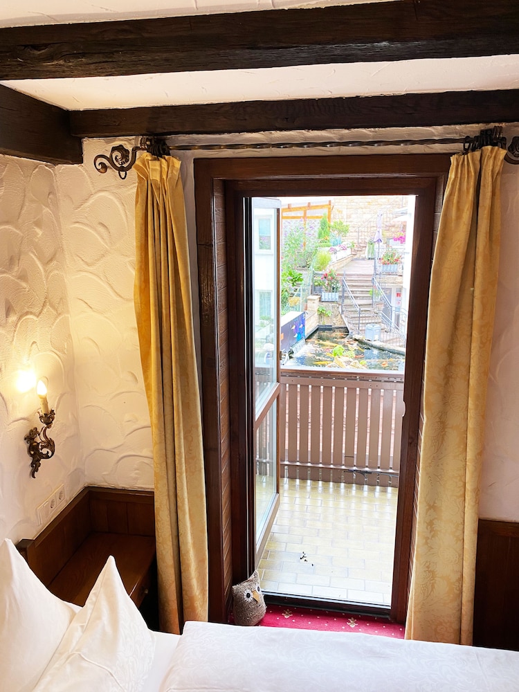 Standard Double Room - Photo 3