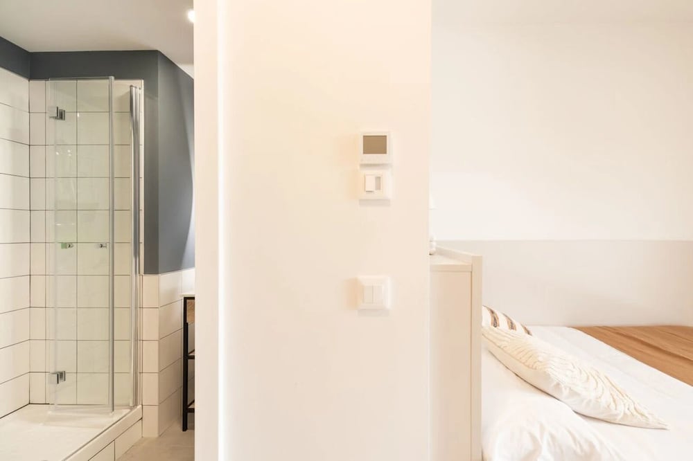 Single Room, Non Smoking photo 3