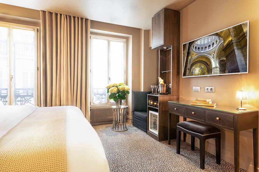 Superior Double or Twin Room photo 1