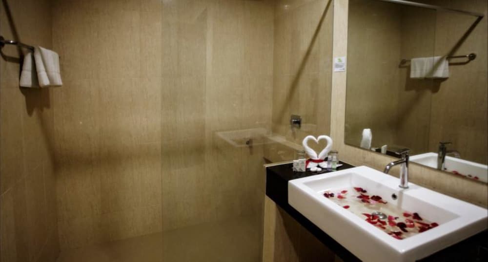 Superior Twin Room photo 3