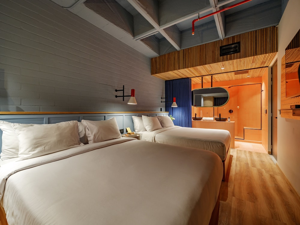 Standard Room, 2 Double Beds