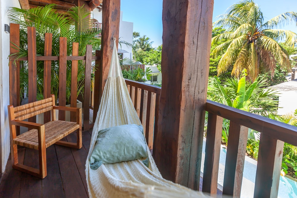 Balcony Suite photo 3