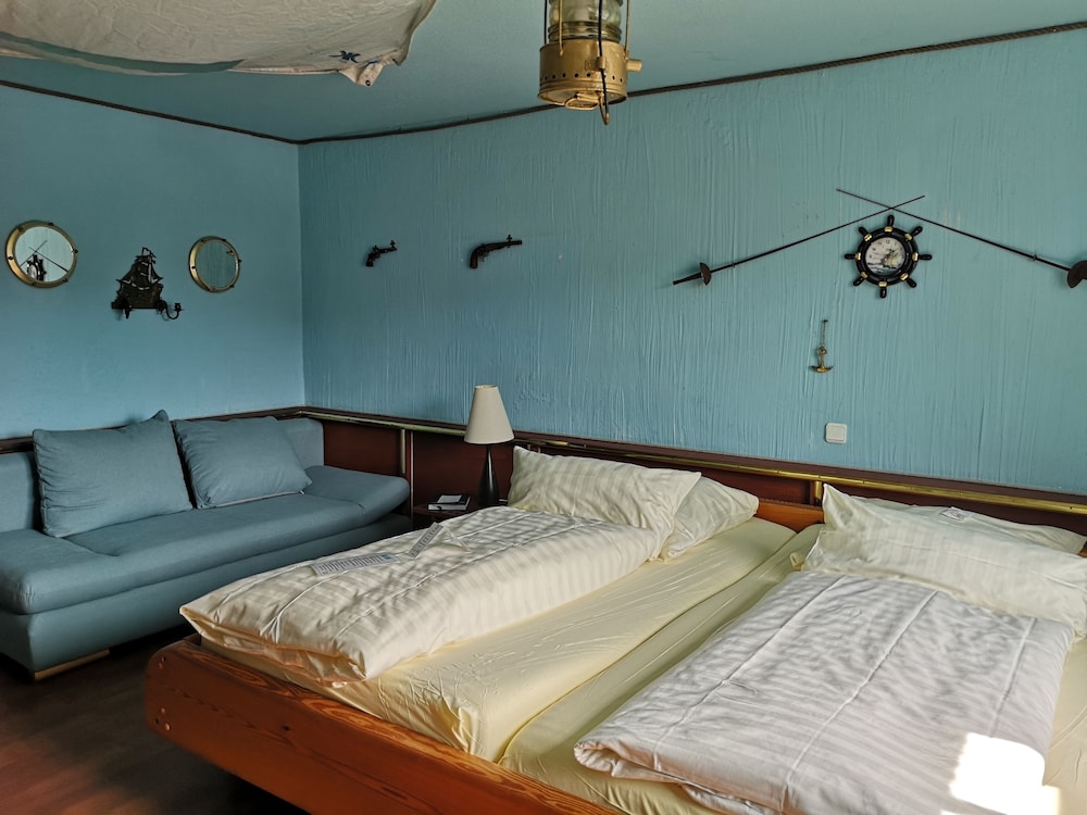 Double Room Gold - Photo 23