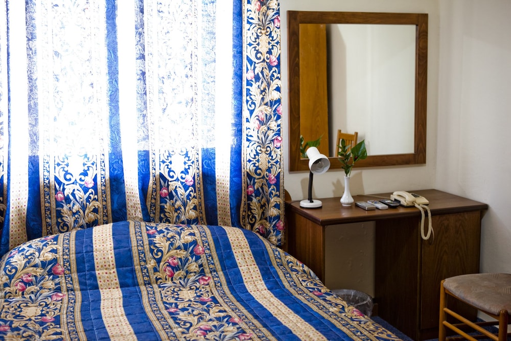 Standard Room photo 1