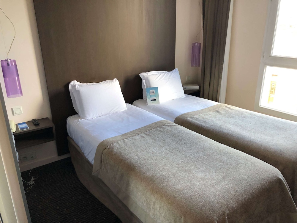 Standard Room, 2 Twin Beds photo 2