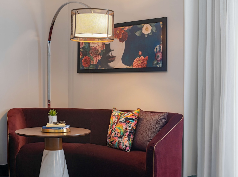 Room, 1 King Bed (Bourbon Street) - Photo 5