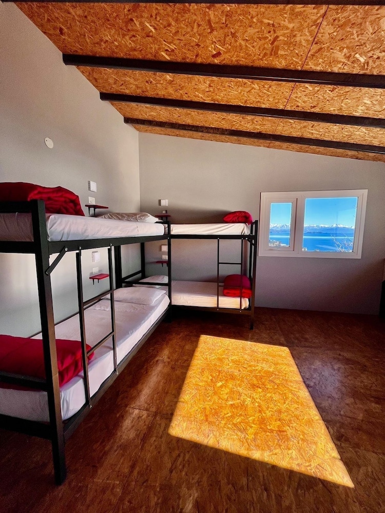 Basic Shared Dormitory, Partial Lake View photo 1