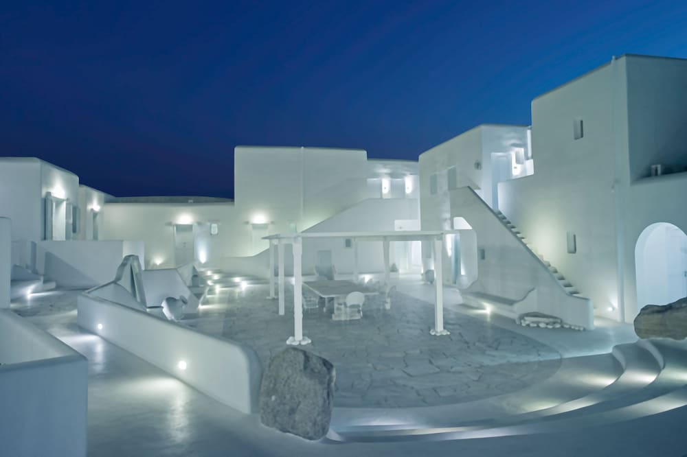 Deluxe Room, Private Pool, Partial Sea View - Photo 5