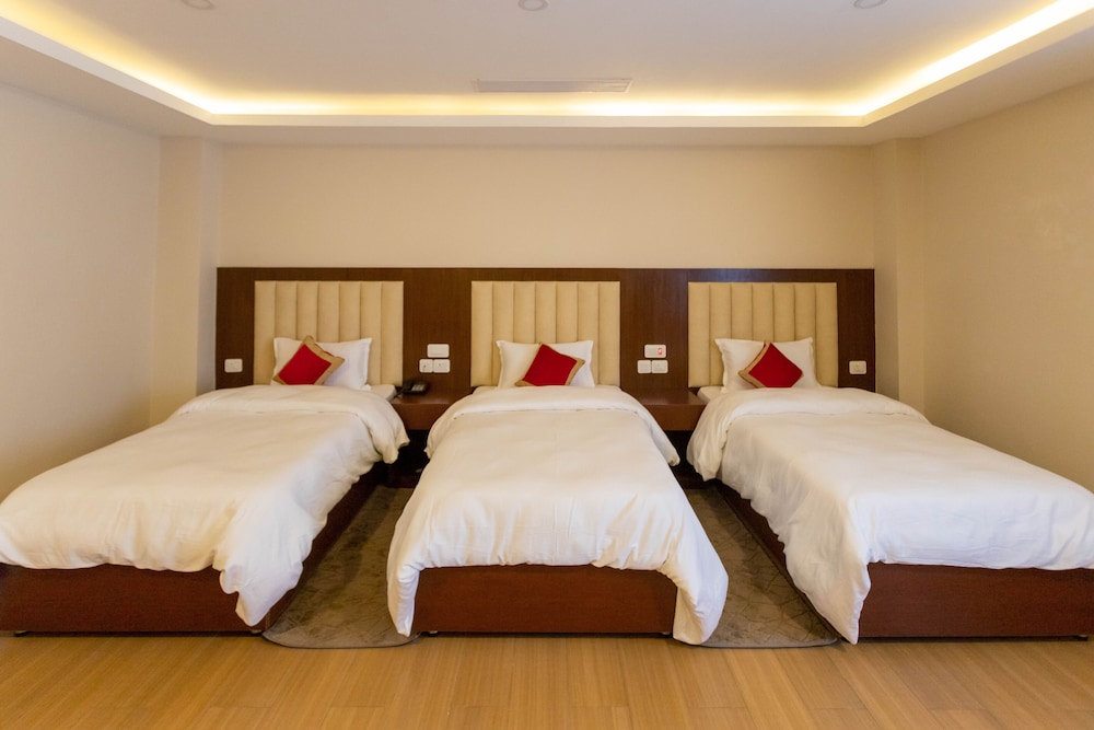 Deluxe Double Room photo 3
