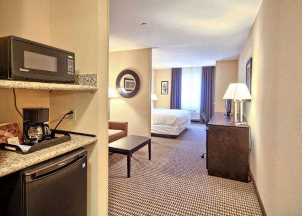 Suite, Non Smoking - Photo 2