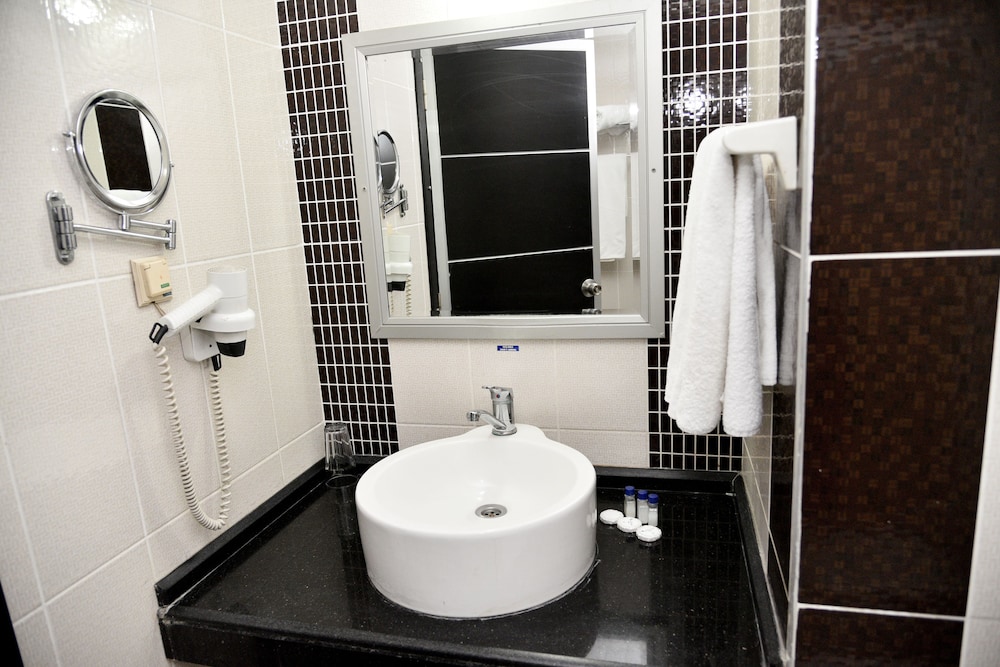 Standard Room photo 2