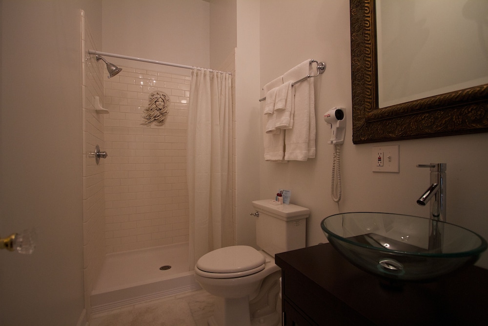 Double Room, Ensuite, City View (Hera'S Loft Room) photo 3