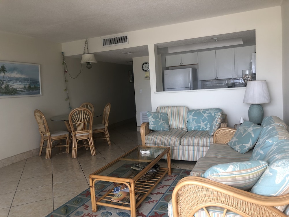 Unit 105 Gulf Front photo 1