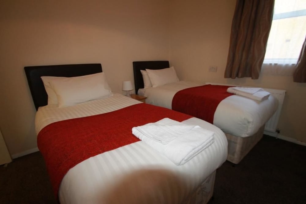 Twin Room, Ensuite photo 1