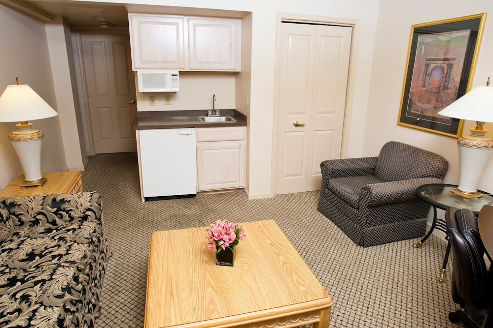 Standard Room, 1 King Bed with Sofa bed, Lakeside - Photo 1