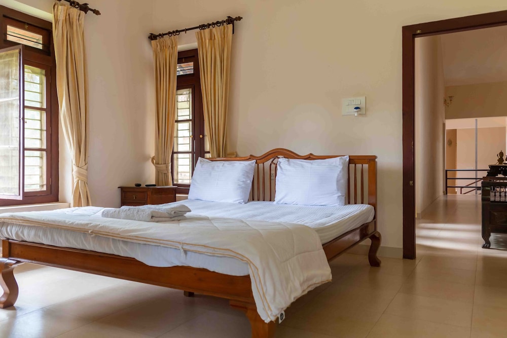 Villa - Photo 5