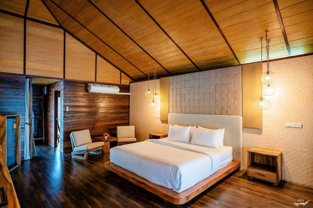 Maldives Executive See View - Photo 1