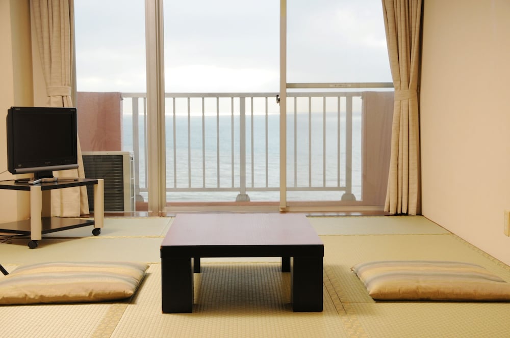 Standard Room, Non Smoking, Ocean View photo 1