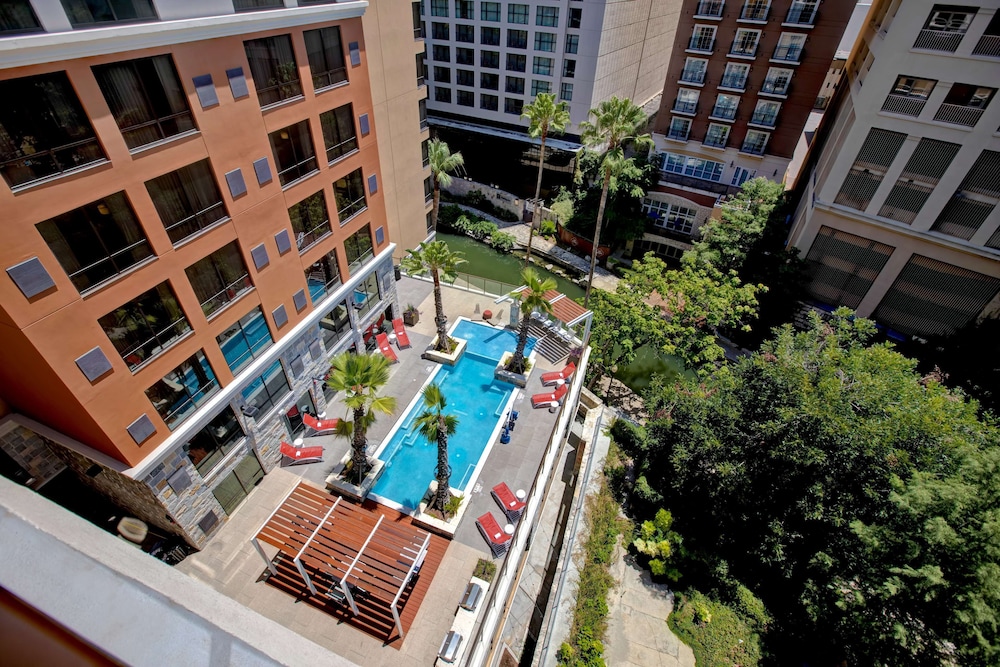 Room, 1 Queen Bed, Accessible, Balcony (Hearing, River View) - Photo 11
