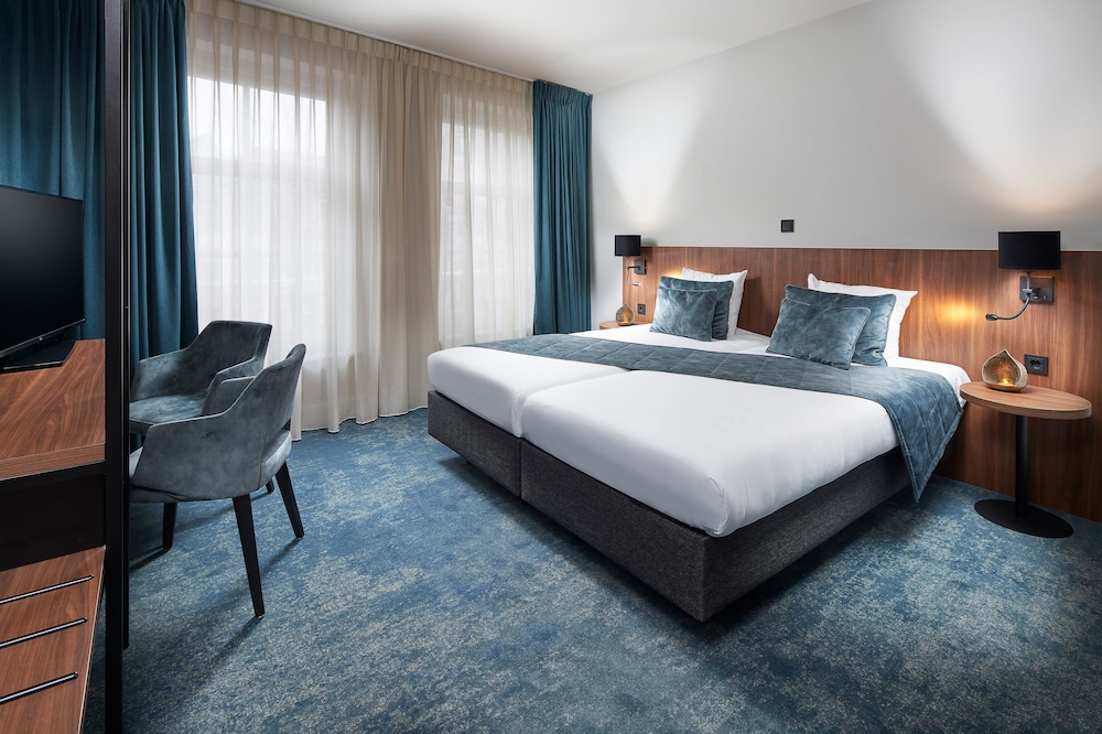 Deluxe Double or Twin Room - Photo 1