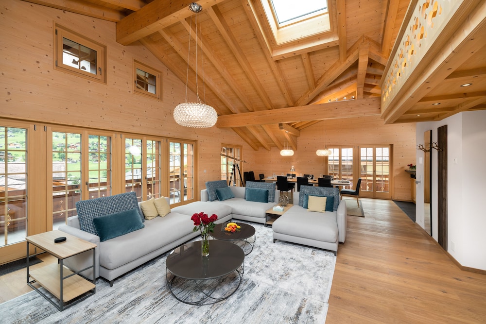 Luxury Chalet Alia, 5 Bedrooms, Sauna