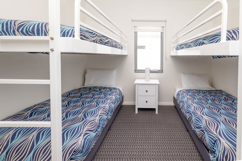 Deluxe Room, 2 Bedrooms, Accessible photo 2