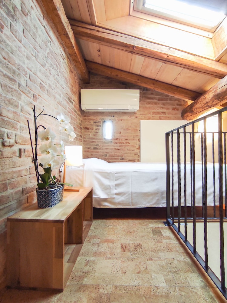 Luxury Apartment, Non Smoking, City View photo 2