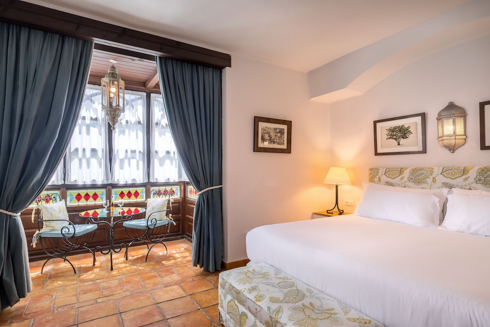 Junior Double Room