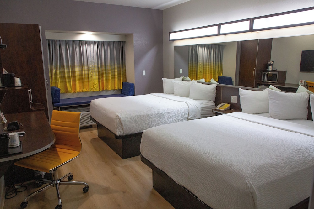Room, Accessible - Photo 4