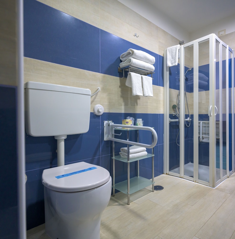Double Room, Sea View - Photo 29