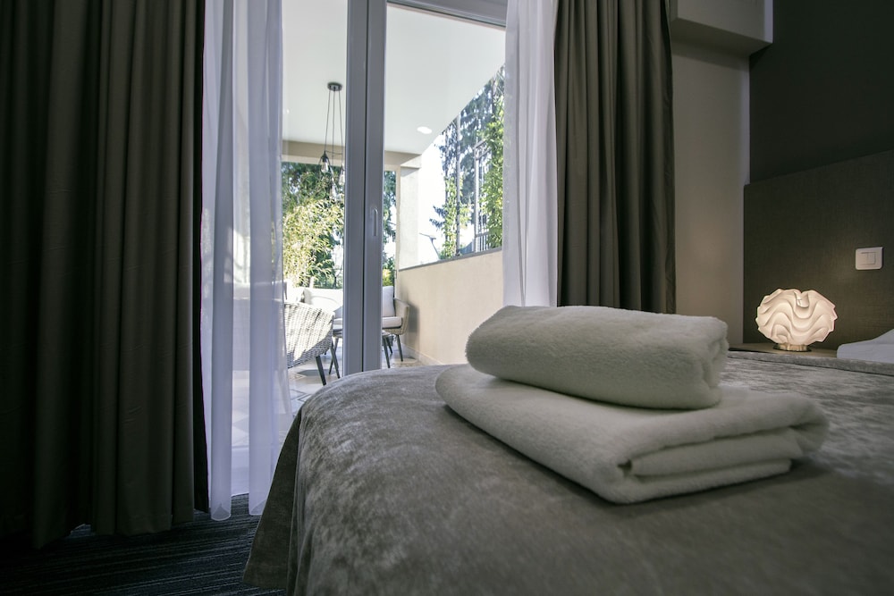 Superior Double or Twin Room, Terrace photo 2