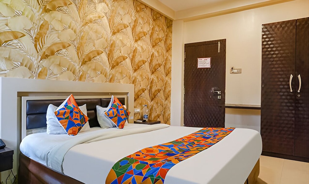 Deluxe Room, Balcony photo 1